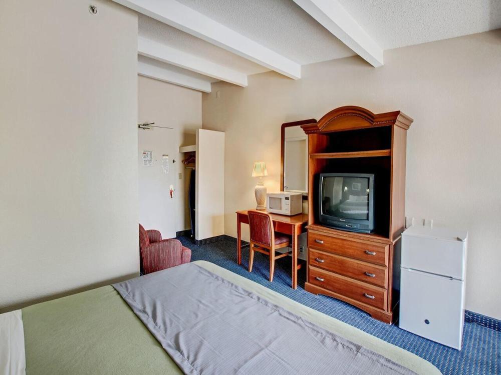 King Room - Disability Access/Smoking interior
